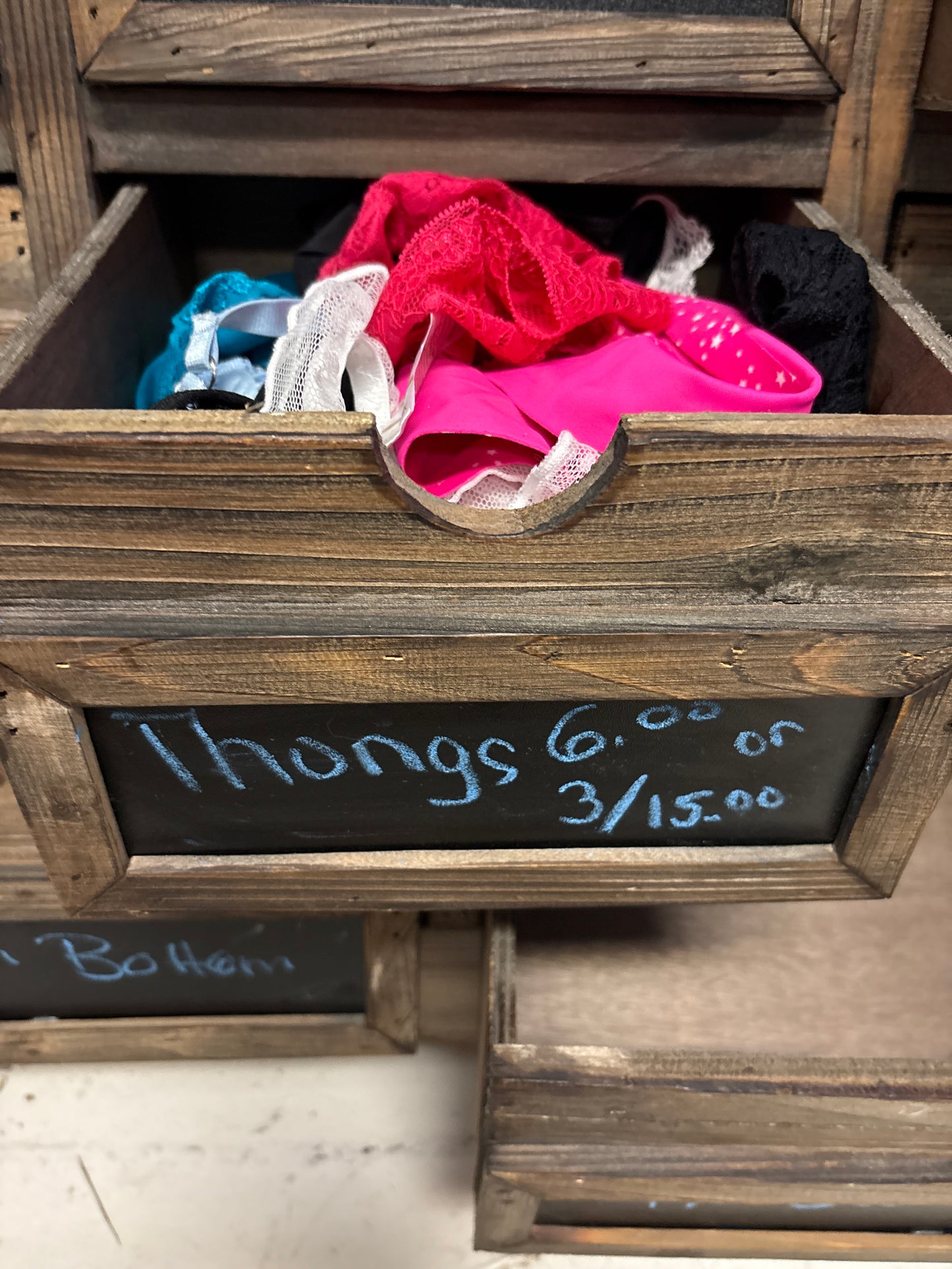 Thongs