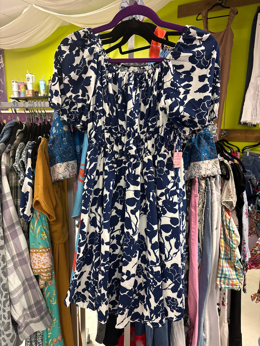 Dress D04