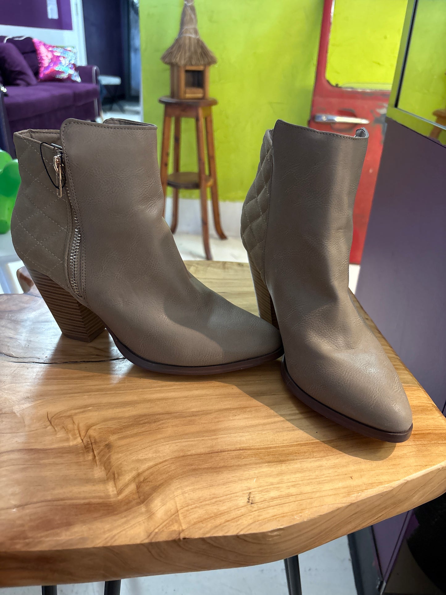 Shoedazzle Taupe Boots